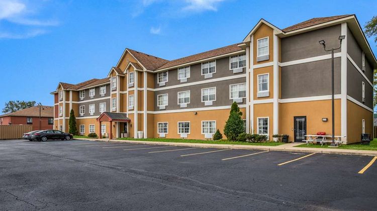 Americas Best Value Inn Exterior