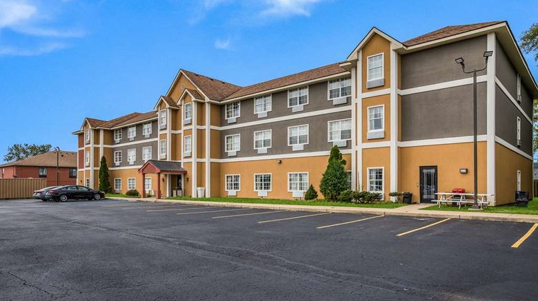 <b>Americas Best Value Inn Exterior</b>. Images powered by <a href="https://iceportal.shijigroup.com/" title="IcePortal" target="_blank">IcePortal</a>.