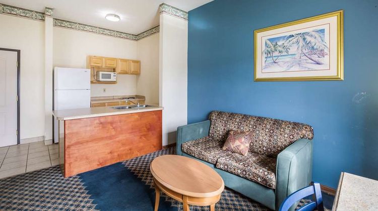 Americas Best Value Inn Suite