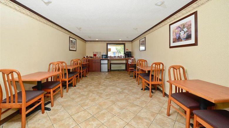 <b>Americas Best Value Inn & Suites-Warren Other</b>. Images powered by <a href="https://iceportal.shijigroup.com/" title="IcePortal" target="_blank">IcePortal</a>.