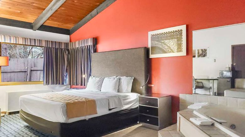<b>Americas Best Value Inn Spa</b>. Images powered by <a href="https://iceportal.shijigroup.com/" title="IcePortal" target="_blank">IcePortal</a>.