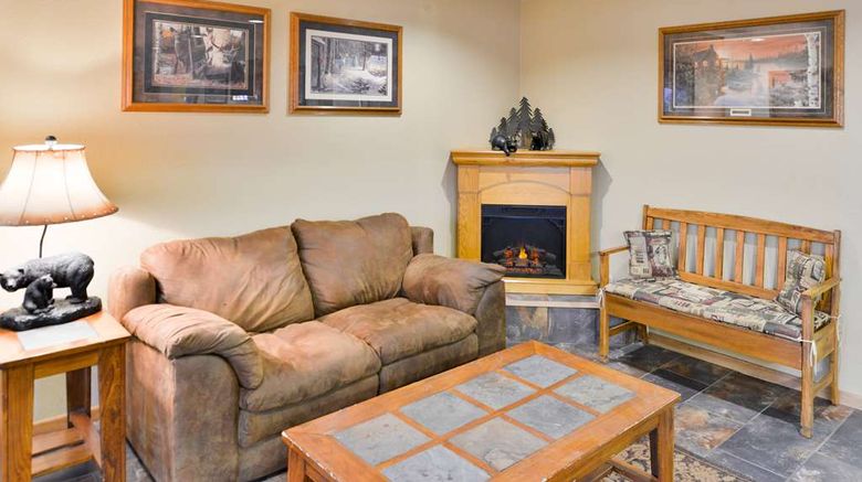 <b>Americas Best Value Inn & Suites Lobby</b>. Images powered by <a href="https://iceportal.shijigroup.com/" title="IcePortal" target="_blank">IcePortal</a>.