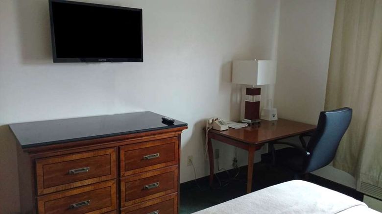 <b>Americas Best Value Inn Room</b>. Images powered by <a href="https://iceportal.shijigroup.com/" title="IcePortal" target="_blank">IcePortal</a>.