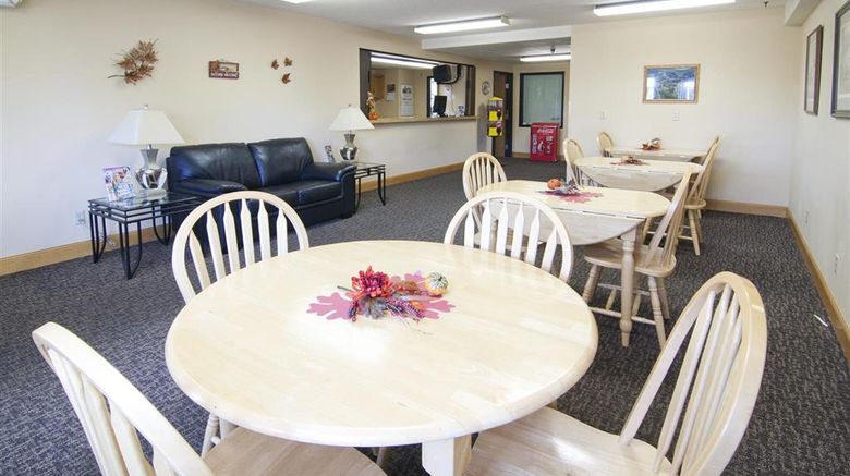 <b>Americas Best Value Inn Lobby</b>. Images powered by <a href="https://iceportal.shijigroup.com/" title="IcePortal" target="_blank">IcePortal</a>.