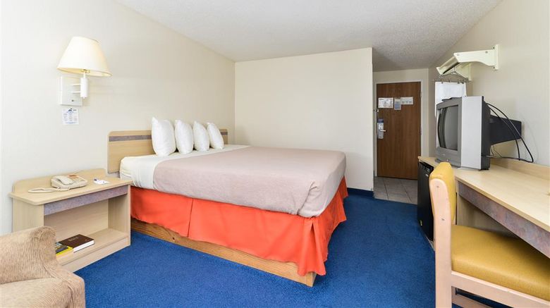 <b>Americas Best Value Inn Jefferson City Room</b>. Images powered by <a href="https://iceportal.shijigroup.com/" title="IcePortal" target="_blank">IcePortal</a>.