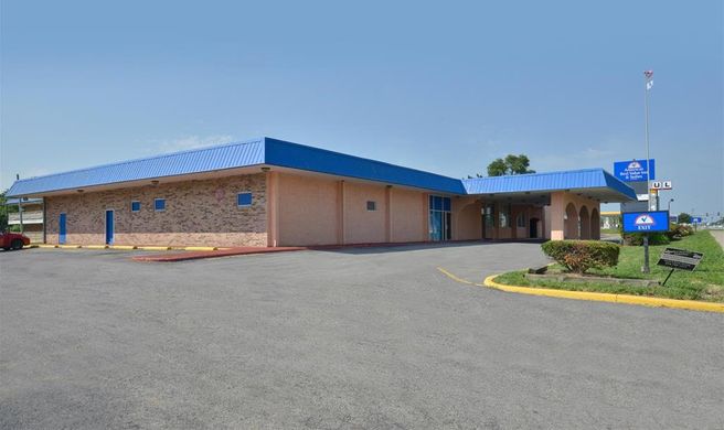 Americas Best Value Inn Exterior