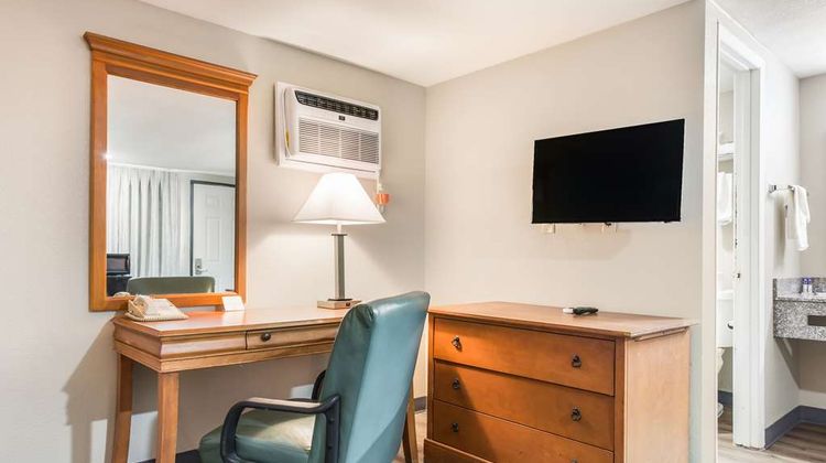 Americas Best Value Inn Lebanon Room