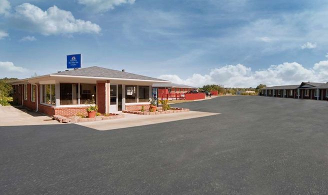 Americas Best Value inn Macon Exterior