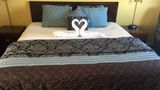 Americas Best Value inn Macon Room