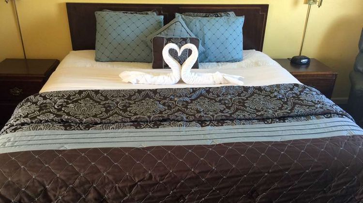 Americas Best Value inn Macon Room