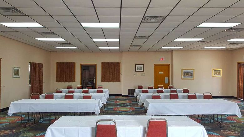 <b>Americas Best Value Inn & Stes-Nevada Meeting</b>. Images powered by <a href="https://iceportal.shijigroup.com/" title="IcePortal" target="_blank">IcePortal</a>.