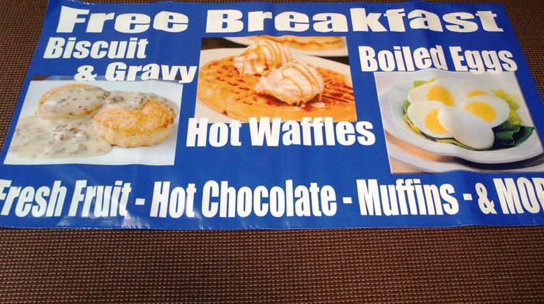 <b>Americas Best Value Inn & Stes-Nevada Restaurant</b>. Images powered by <a href="https://iceportal.shijigroup.com/" title="IcePortal" target="_blank">IcePortal</a>.