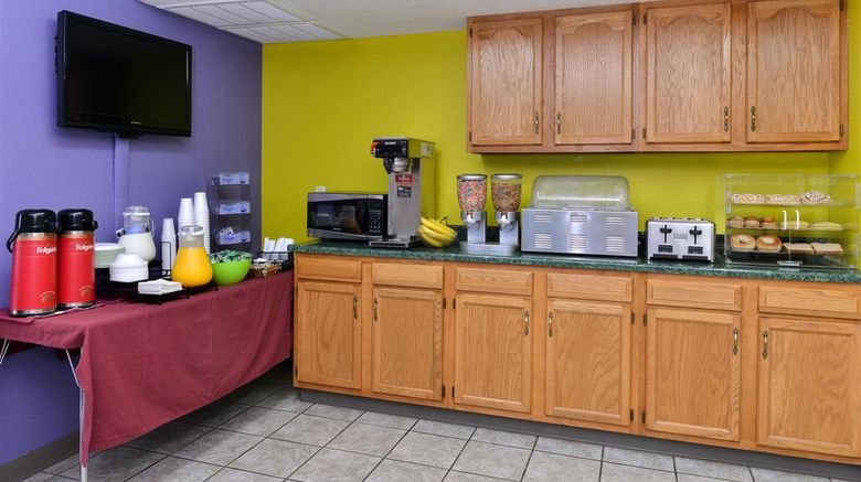 <b>Americas Best Value Inn Restaurant</b>. Images powered by <a href="https://iceportal.shijigroup.com/" title="IcePortal" target="_blank">IcePortal</a>.