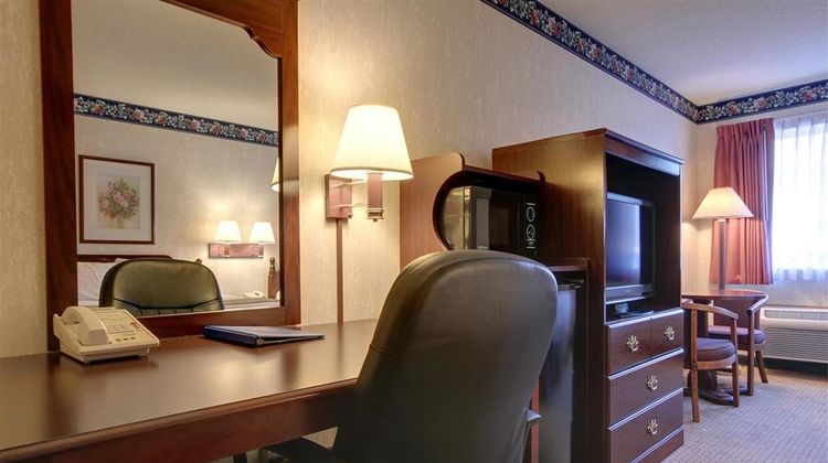 Americas Best Value Inn Room