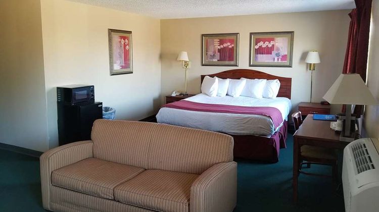 Americas Best Value Inn-St Louis /South Suite