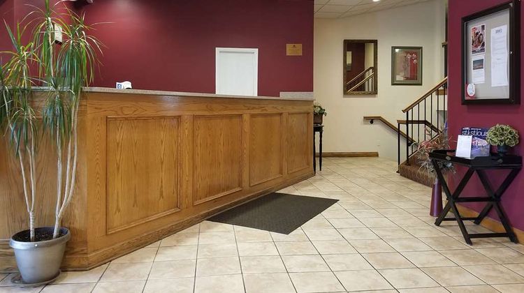 Americas Best Value Inn-St Louis /South Lobby