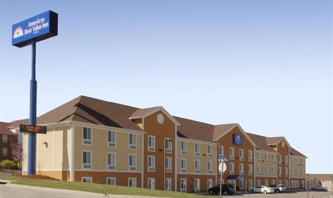 Americas Best Value Inn St. Robert Exterior