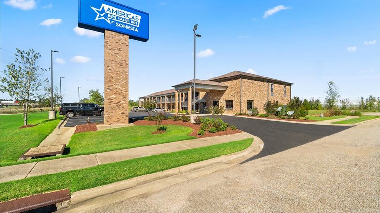 <b>Americas Best Value Inn- Byhalia Exterior</b>. Images powered by <a href="https://iceportal.shijigroup.com/" title="IcePortal" target="_blank">IcePortal</a>.