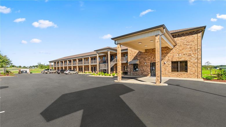 <b>Americas Best Value Inn- Byhalia Exterior</b>. Images powered by <a href="https://iceportal.shijigroup.com/" title="IcePortal" target="_blank">IcePortal</a>.