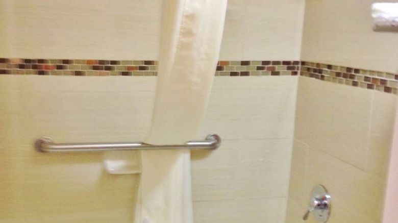 <b>Americas Best Value Inn Room</b>. Images powered by <a href="https://iceportal.shijigroup.com/" title="IcePortal" target="_blank">IcePortal</a>.