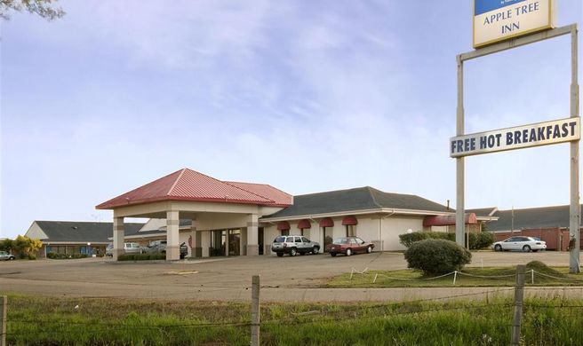 Americas Best Value Inn Exterior