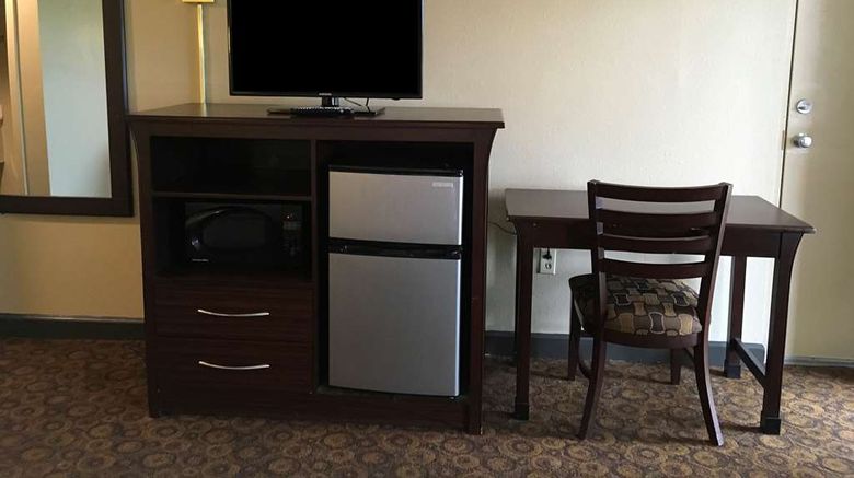 <b>Americas Best Value Inn Greenwood Room</b>. Images powered by <a href="https://iceportal.shijigroup.com/" title="IcePortal" target="_blank">IcePortal</a>.