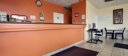 Americas Best Value Inn Greenwood Lobby