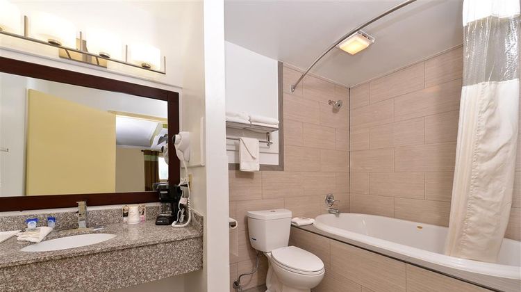 Americas Best Value Inn & Suites, Winona Room