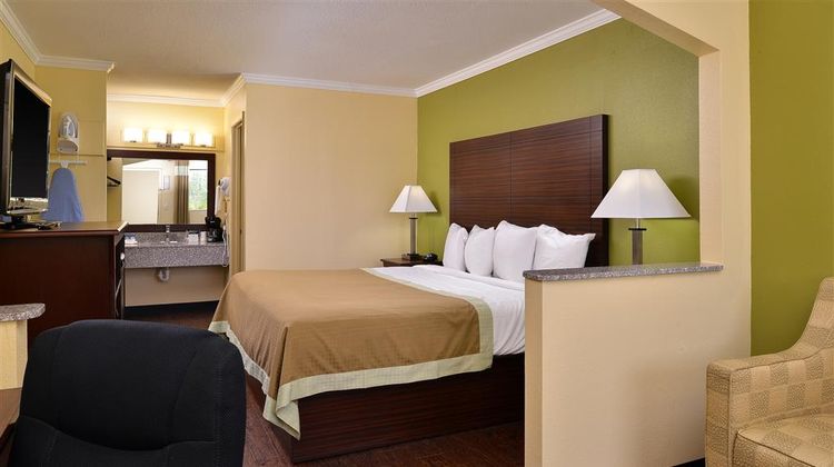 Americas Best Value Inn & Suites, Winona Suite