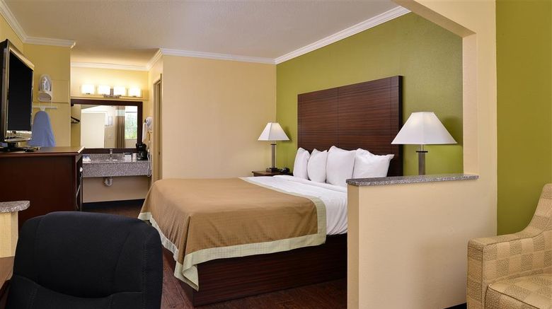 <b>Americas Best Value Inn & Suites, Winona Suite</b>. Images powered by <a href="https://iceportal.shijigroup.com/" title="IcePortal" target="_blank">IcePortal</a>.