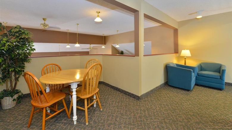 <b>Americas Best Value Inn Lobby</b>. Images powered by <a href="https://iceportal.shijigroup.com/" title="IcePortal" target="_blank">IcePortal</a>.