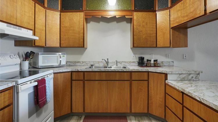 Americas Best Value Port Polson Inn Room