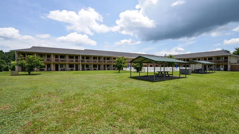 <b>Americas Best Value Inn, Canton Recreation</b>. Images powered by <a href="https://iceportal.shijigroup.com/" title="IcePortal" target="_blank">IcePortal</a>.