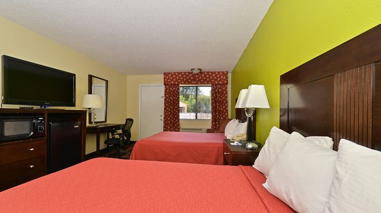 Americas Best Value Inn, Canton Room
