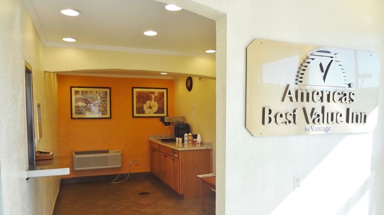 <b>Americas Best Value Inn Lobby</b>. Images powered by <a href="https://iceportal.shijigroup.com/" title="IcePortal" target="_blank">IcePortal</a>.