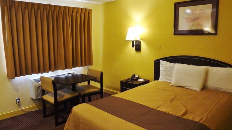 Americas Best Value Inn Room