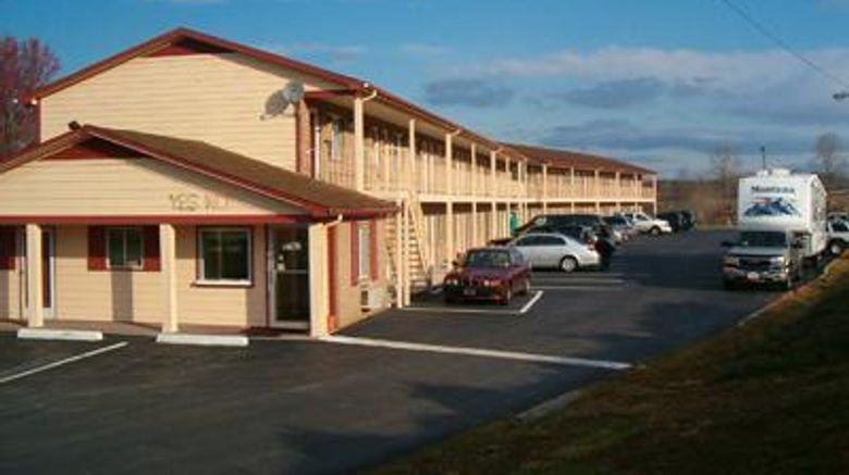 <b>Americas Best Value Inn Jonesville Exterior</b>. Images powered by <a href="https://iceportal.shijigroup.com/" title="IcePortal" target="_blank">IcePortal</a>.