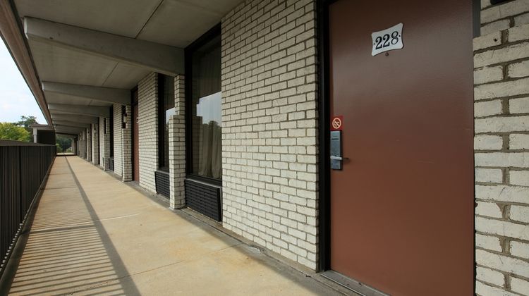 Americas Best Value Inn North Capital Exterior