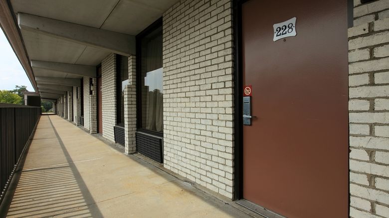 <b>Americas Best Value Inn North Capital Exterior</b>. Images powered by <a href="https://iceportal.shijigroup.com/" title="IcePortal" target="_blank">IcePortal</a>.