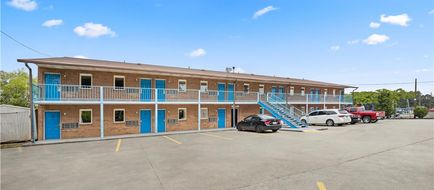 Americas Best Value Inn Exterior
