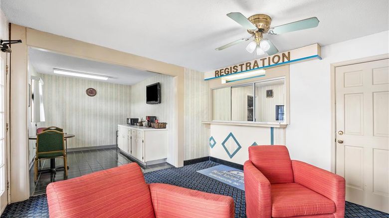 <b>Americas Best Value Inn Lobby</b>. Images powered by <a href="https://iceportal.shijigroup.com/" title="IcePortal" target="_blank">IcePortal</a>.