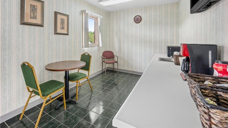 <b>Americas Best Value Inn Restaurant</b>. Images powered by <a href="https://iceportal.shijigroup.com/" title="IcePortal" target="_blank">IcePortal</a>.