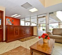 Americas Best Value Inn Lobby