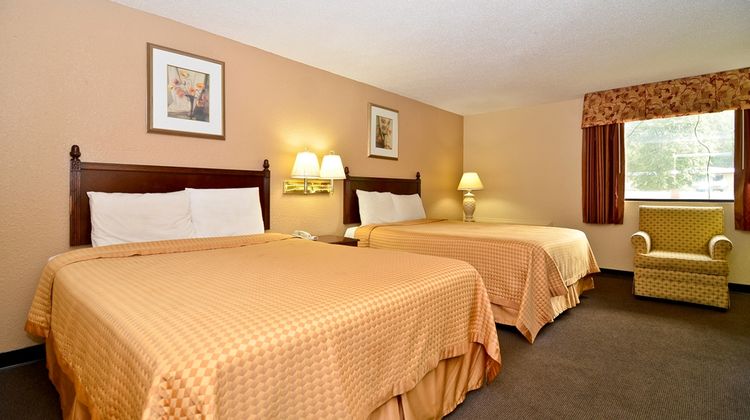 Americas Best Value Inn Room