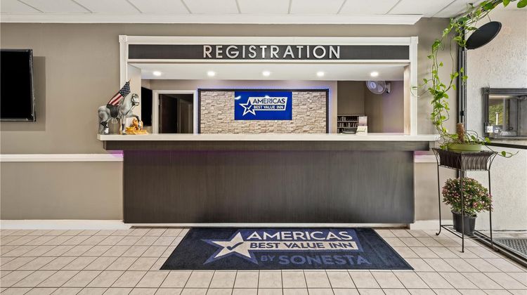 Americas Best Value Inn Wilson Lobby