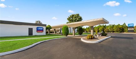 Americas Best Value Inn Wilson Exterior
