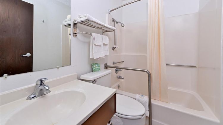 Americas Best Value Inn Sidney Room