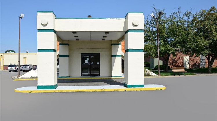 Americas Best Value Inn Phillipsburg Exterior