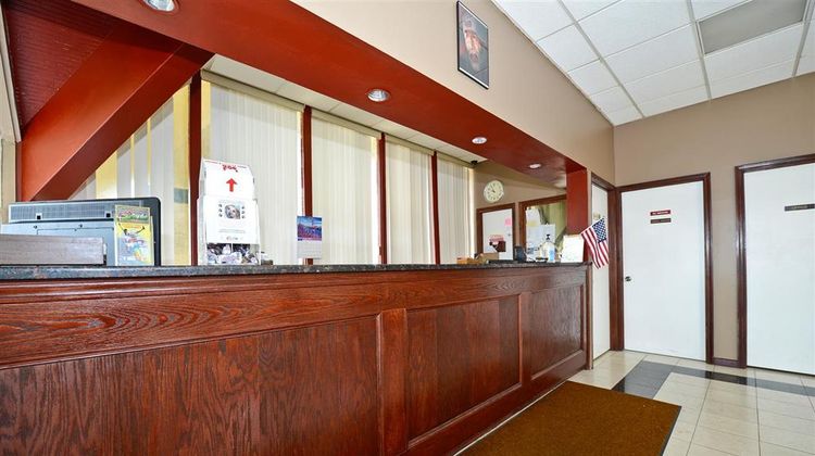 Americas Best Value Inn Phillipsburg Lobby