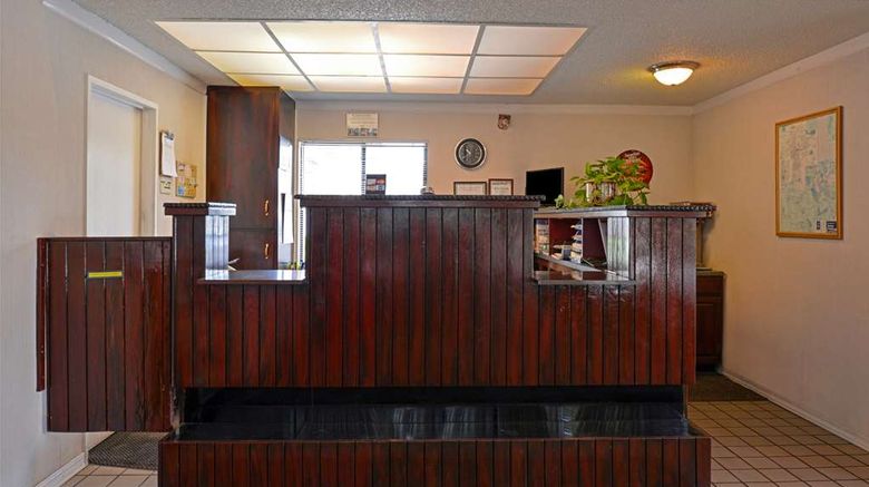 <b>Americas Best Value Inn Lobby</b>. Images powered by <a href="https://iceportal.shijigroup.com/" title="IcePortal" target="_blank">IcePortal</a>.